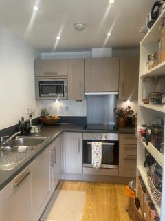London One Bedroom Apartment in a Gated Community - Londra - 2