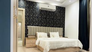 Apartment garden Beverly Westown - Sheikh Zayed - 8