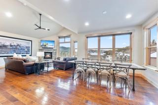 Modern Keystone Townhome Next to River Run Village - 5