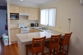 Mariner 16 Flat 1 - Bring your own linen - South West Rocks - 8