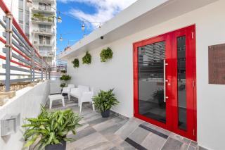 Red Door Inn - 3