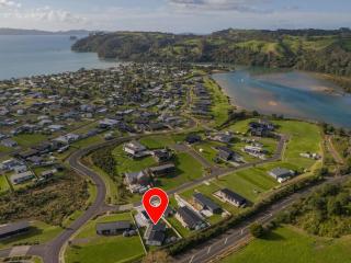 Family Casa - Cooks Beach Holiday Home - Cooks Beach - 7