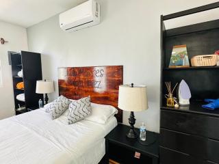 Casita Pérez, Cama Queen, WIFI, Aire acondicionado, Cocina, 2 sillas de playa - Isla Mujeres - 4