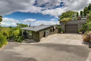 Village Life - Havelock North Retreat - Havelock North - 9