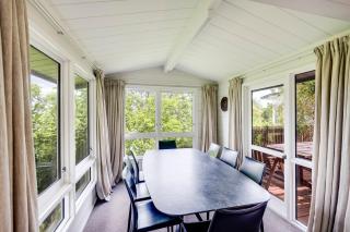 Village Life - Havelock North Retreat - Havelock North - 4