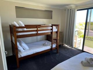 Beachfront Escape Busselton - 6