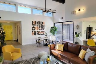 Upscale mid century on the green w Private Hot Tub - Palm Desert - 0