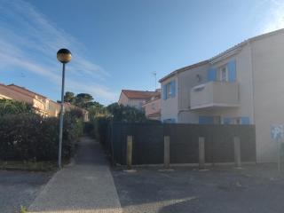Maisonnette avec Terrasse, Parking à 800m de la Plage - FR-1-778-36 - - 4