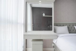 Stunning and Comfy 1BR at Ciputra World 2 Apartment By Travelio - 8
