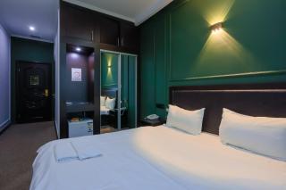 Hotel Vivaldis - Almaty - 6