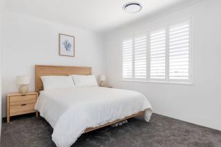 Newly Built Luxury Modern Home - Dunsborough - 3