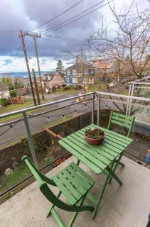 The Beacon House - Seattle - 6