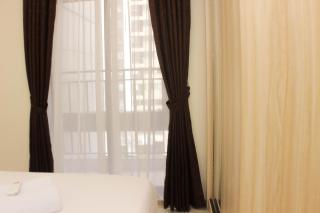 Luxury and Comfy 2BR at Meikarta Apartment By Travelio - Cikarang - 5