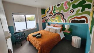 Arty Apartments - Tauranga - 8