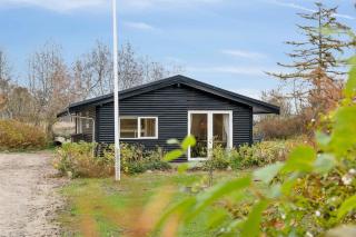 Cozy Holiday Home With A Great Location - 1