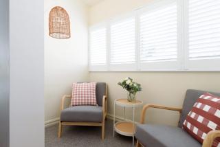 Sunny Cottage Close to Town Centre - Launceston - 6