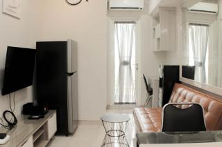 Cozy Stay 2BR Springlake Summarecon Bekasi Apartment By Travelio - 4