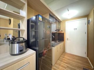 Luxury and Spacious 1BR Apartment at Parahyangan Residence Bandung By Travelio - Bandung - 3
