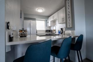2 bedroom Waikiki Condo Sleeps 6 Free Parking - Honolulu - 7