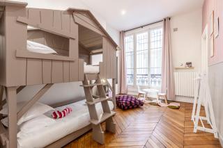 Sweett - Rue Saint-Lazare - Paris - 8