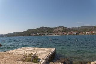 Perfect Beachfront Getaway Ideal for Families - Seget Vranjica - 8