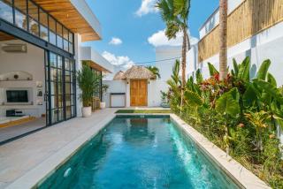 Villa Akra - Uluwatu by Yolla Hospitality - Uluwatu - 6