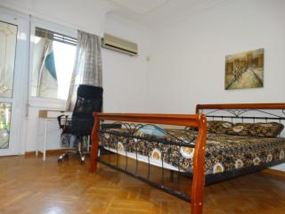 Big room in shared apartment - Atene - 9