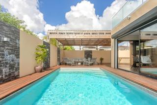 Les Villas Jasmin Standing Piscine Chauffée Jacuzzi 5 Ch 14 Pers - Baie-Mahault - 2
