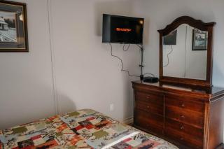 Smoky Mountains 2BR Stunning Condo - Gatlinburg - 1