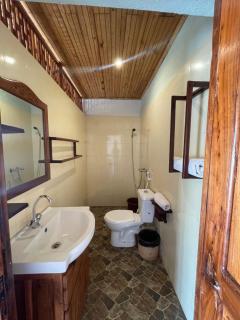 Coconut Resort - - 6