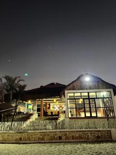 Coconut Resort - - 1