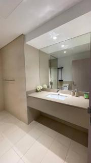 Modern 1bd Apt Near F1 & Etihad - Abu Dhabi - 1