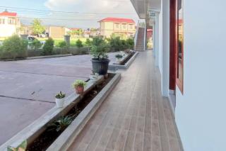 RedDoorz Syariah at Djaya Guest House Padang - 9