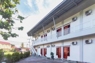 RedDoorz Syariah at Djaya Guest House Padang - Padang - 0