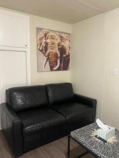 Charming Budget-friendly Studio #tb - Oklahoma City - 8