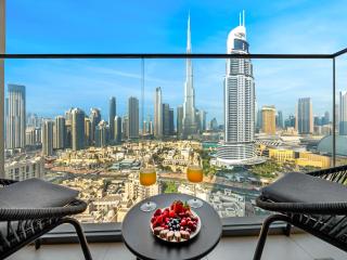 Burj Khalifa View Luxe 2BR, 5 Mins walk to Dubai Mall - Dubai - 9