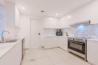 Spacious 4BR in Madinat Jumeirah Living - Dubai - 9