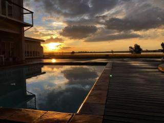 Vaal Dam Waterfront Holiday Home - 6