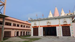Vagishanand Swami Hariharanand Ashram - Naimishāranya - 6
