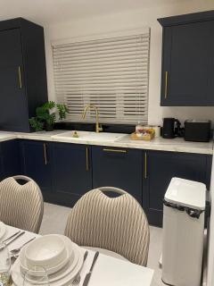 Lux 2 Bedroom Hse, Free Parking, Close to station - Crayford - 6