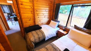 Hanmer's Coziest - 4