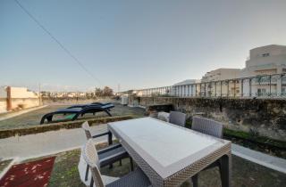 A central 2BR authentic Townhouse with Rooftop by 360 Estates - San Ġwann - 8