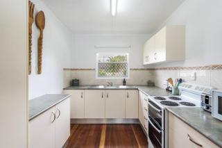 Little Banksia 1 - LJHooker Yamba - Yamba - 5