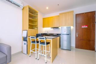 Comfort 1BR at Ciputra World 2 Apartment By Travelio - Jakarta - 2