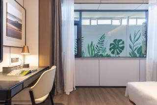 Atour Hotel Lijiang Ancient Town Mufu - 1