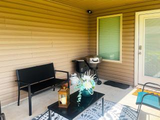 Spacious 2 Kings Fast Wifinear Plants - Lake Charles - 7