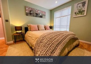 2 Bedroom Home near Theatre Severn with Parking - Shrewsbury - 8