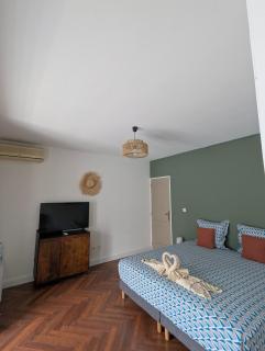 Gite Urbain Mafate Café - 1