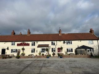 Welbury Studio Sleeps 2 Pet Friendly & Parking - 3