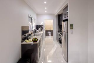 Coconut Cove Trinity - 2